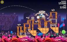Angry Birds Rio  gameplay screenshot